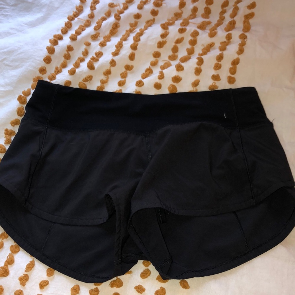 LULULEMON SHORT